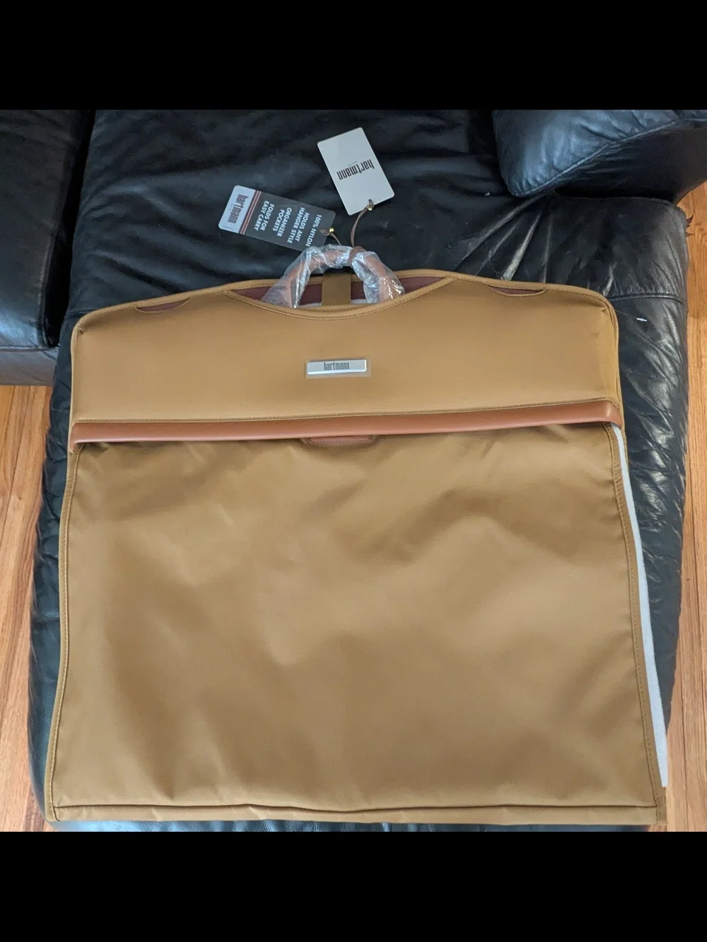 Hartmann Metropolitan 2 Garment Sleeve Color Safari Light Weight Bag NWT